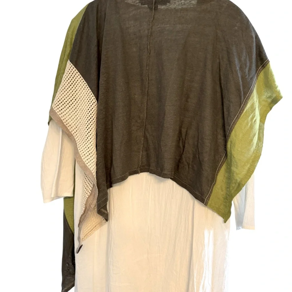 Madeleinene Gaucher Green Euro Linen Made in Quebec Wrap Poncho Art Wear EUC